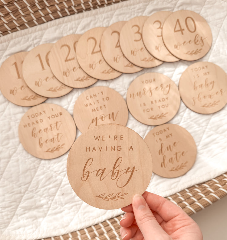 Pregnancy Baby Milestone Disc Collection | Set of 14