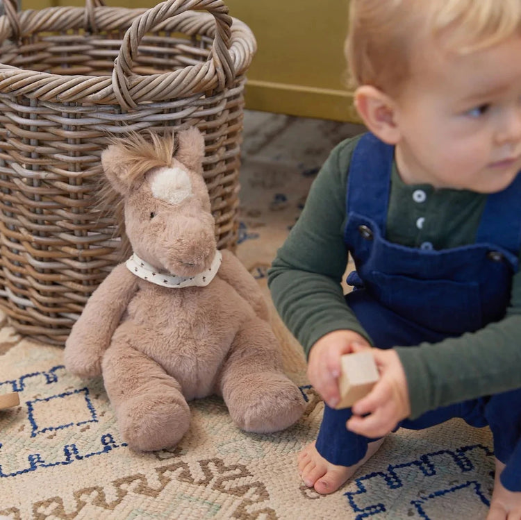 Harvey the Horse Toy | Nana Huchy