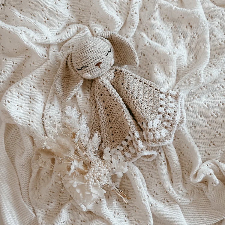 Heirloom Crochet Lovey Comforter | B & P