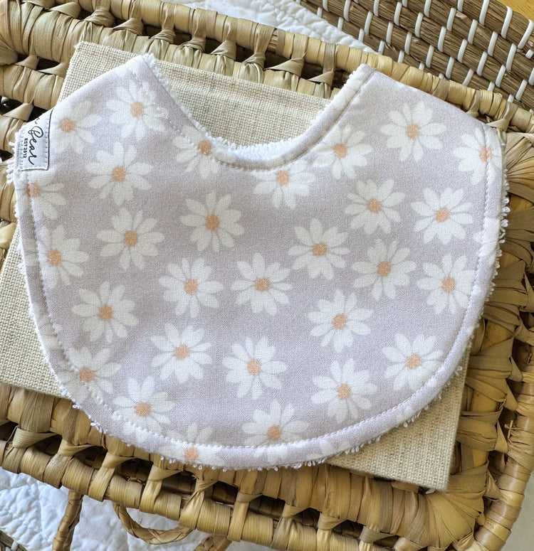 Baby Bib | Pale Purple Daisy