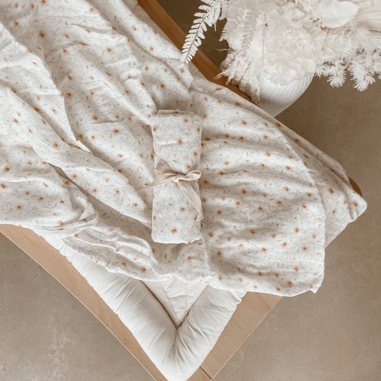 Classic Bamboo Cotton Swaddle | Mini Blossom