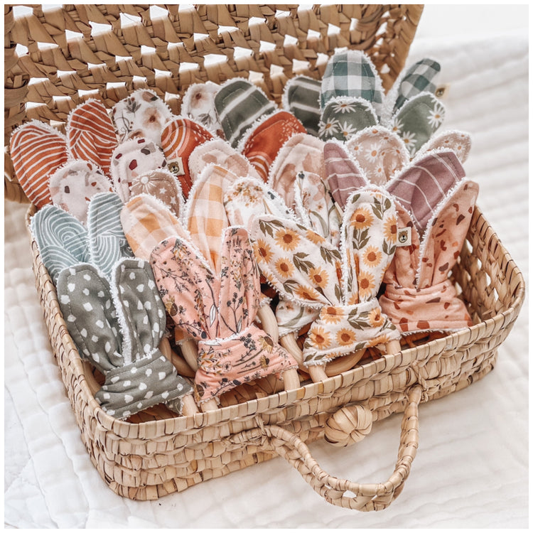 Natural wood & Bunny Ear Teething Ring - Desert Dunes