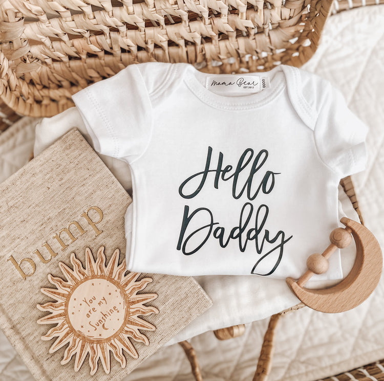 Pregnancy Baby Announcement Onesie | Hello Daddy