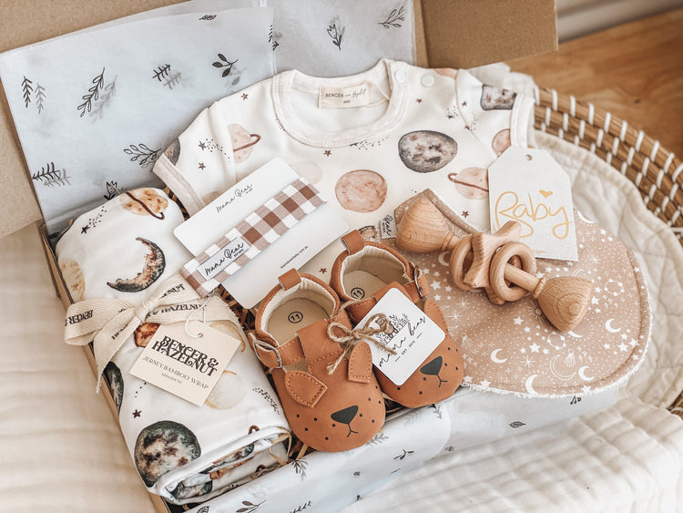 Gender Neutral Baby Shower Gift Hamper | Moons & Stars