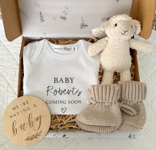 Personalised Baby Announcement Box Australia | Wooden Plaque, Bodysuit & Little Lamb Toy