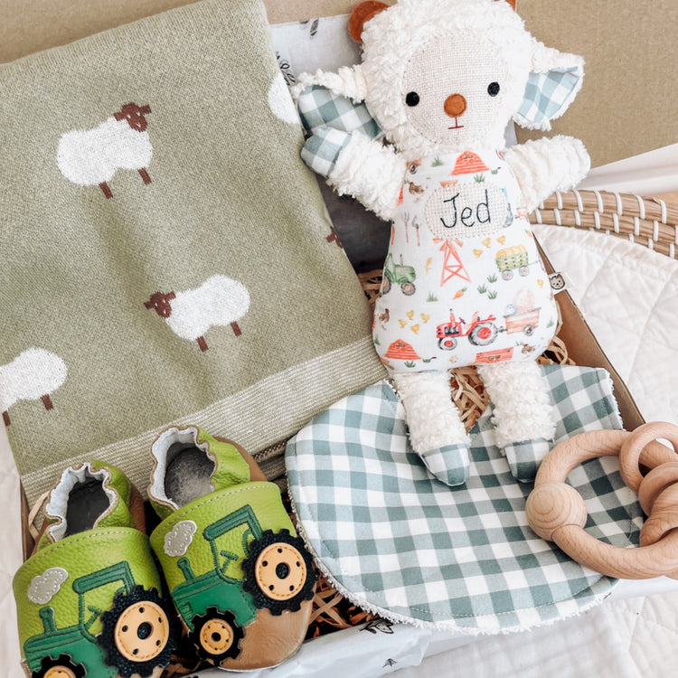 Chenille Lamb & Blanket Giftbox | Little Farmer