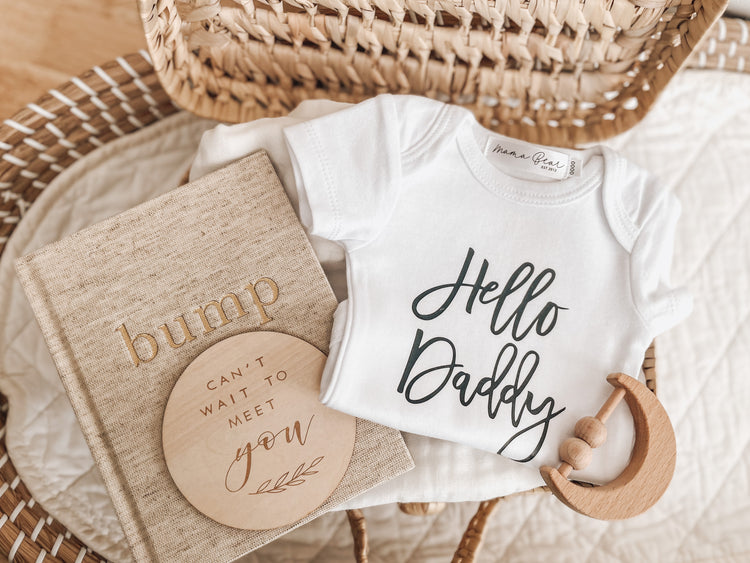Pregnancy Baby Announcement Onesie | Hello Daddy