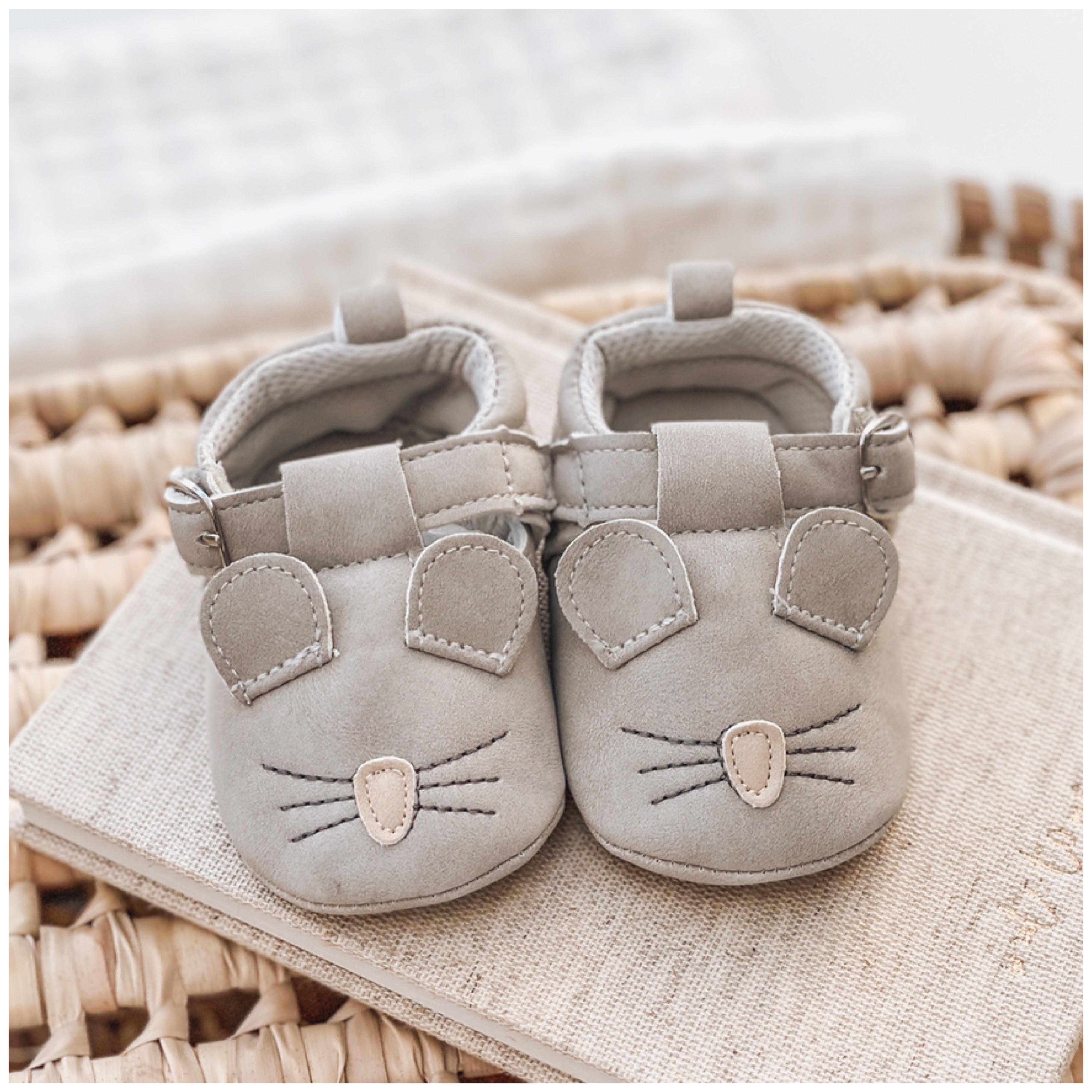 Baby Shoes | Mouse (Light Grey)